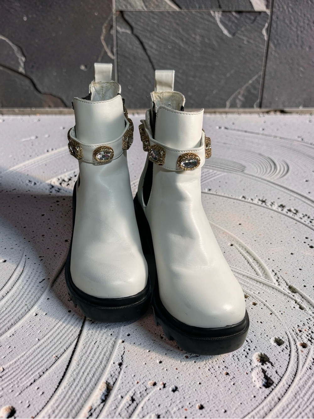 Steve Madden White Embellished Chelsea Boots with Decorative Strap 7.5